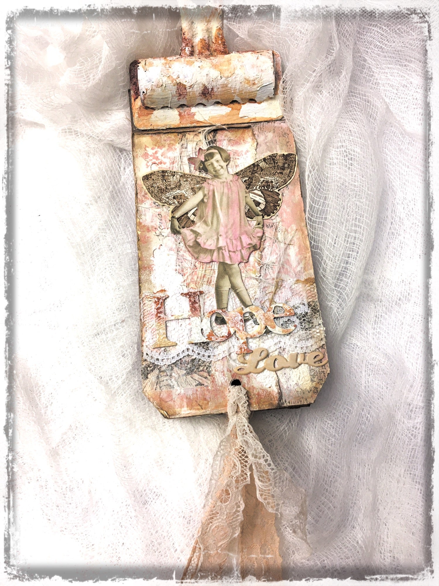 February scrapaholix kit continued: tag book by LOUISE CROSBIE