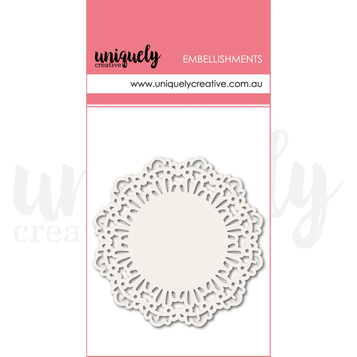 WHITE LAYERING DOILIES